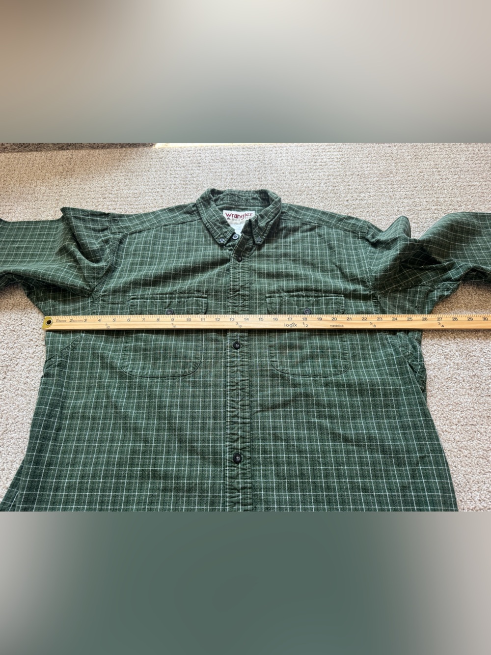 Wrangler Rugged Wear button down - Picture 7 of 8
